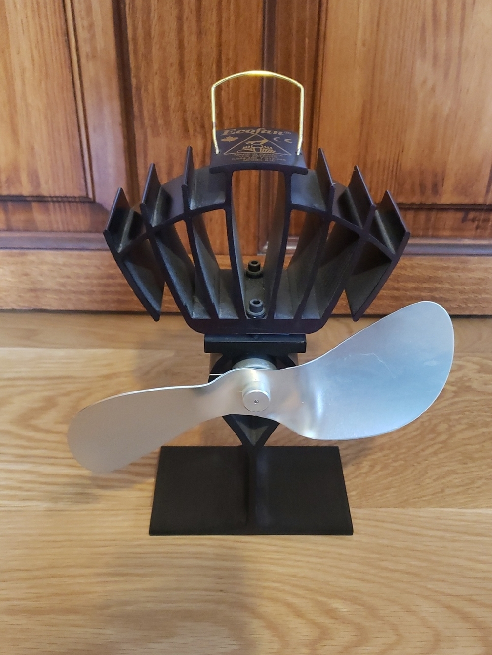 Ecofan Model 810 heat-powered wood stove fan